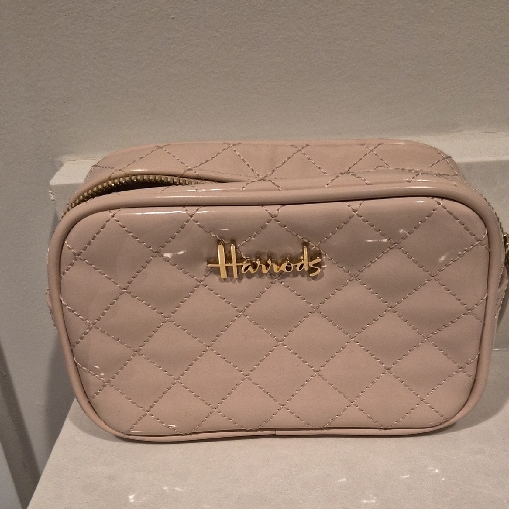 Harrods Quilted Patent Cosmetic Case in Pale Pink with Gold Hardware